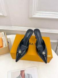 Picture of Louis Vuitton Shoes _SKULVsz35-407CMXC011612477